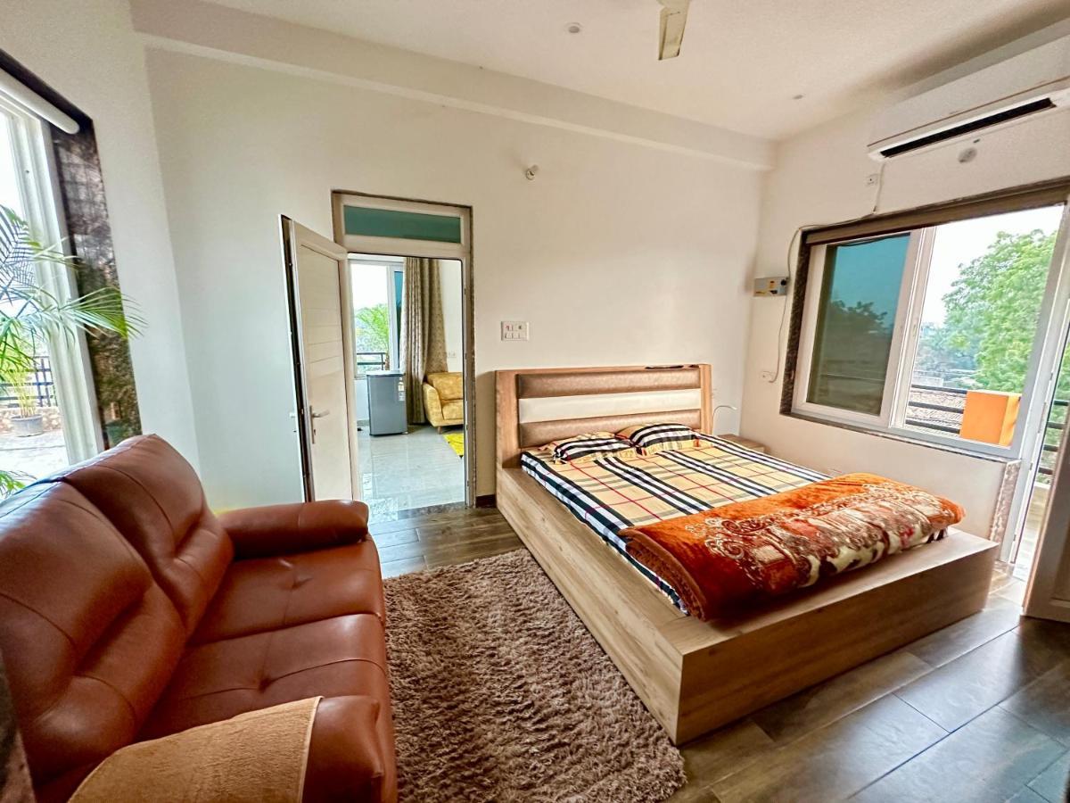 Kaashi Flora Villa พาราณสี ภายนอก รูปภาพ