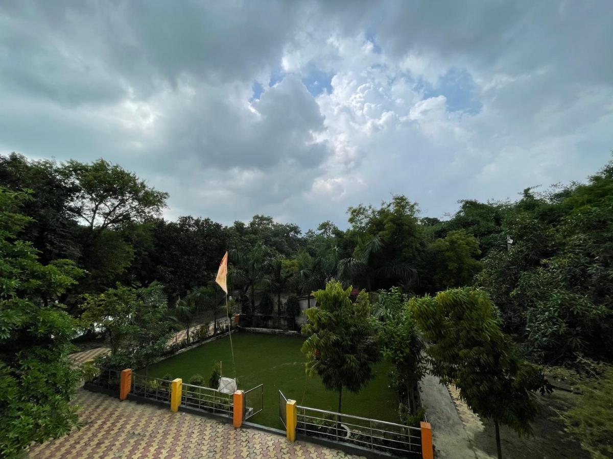 Kaashi Flora Villa พาราณสี ภายนอก รูปภาพ